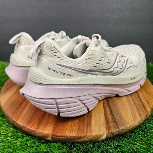 Saucony Guide 18 Moon Quail Womens Size 10 Cream Athletic Running Shoes Sneakers - Picture 2 of 14